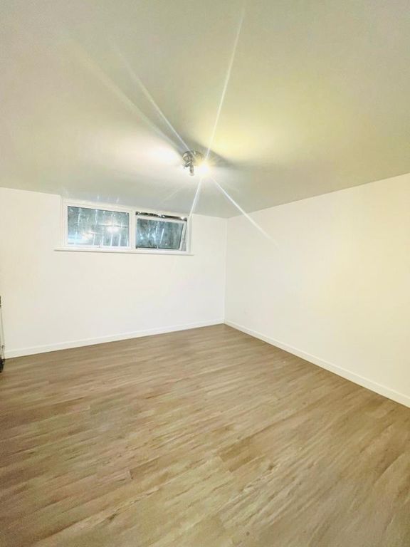 Property photo 3 of 13 Photo 3