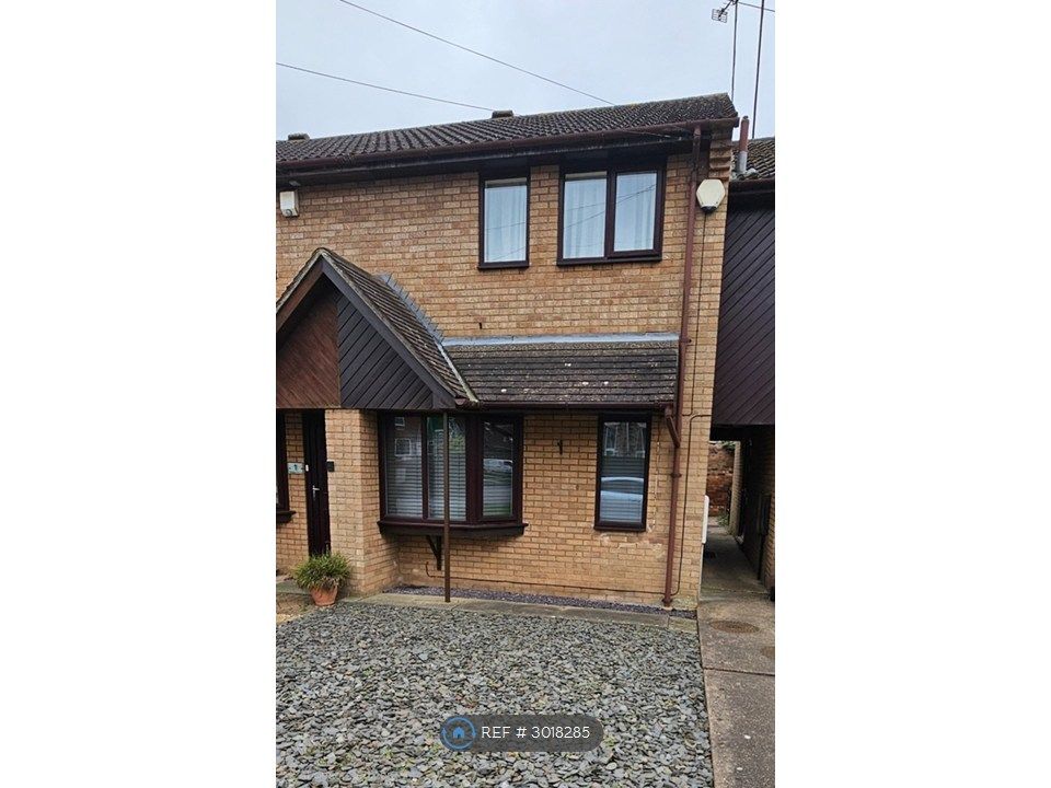 Property photo 1 of 12 Front