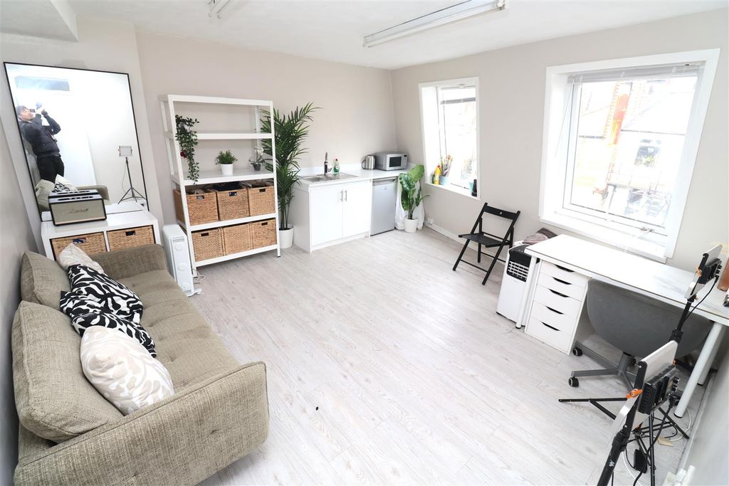 Property photo 1 of 5 Img_0651.Jpg