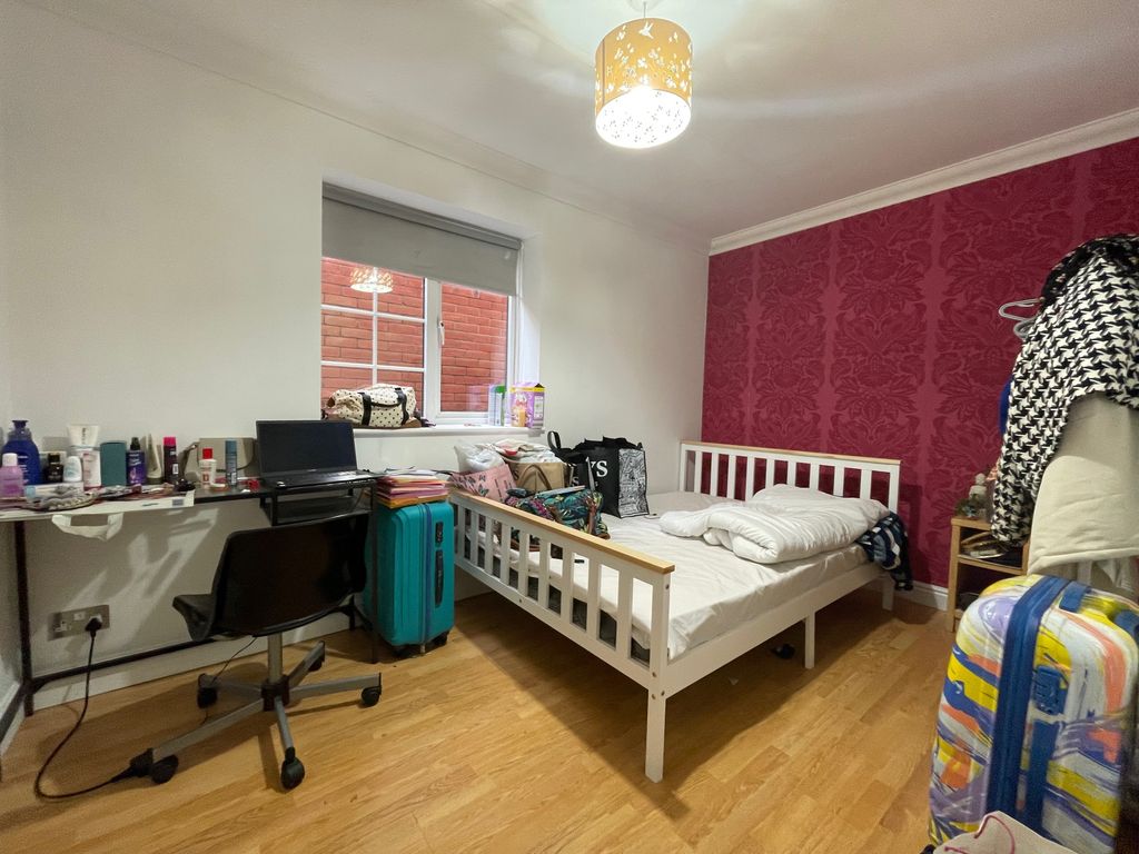 Property photo 3 of 10 Image