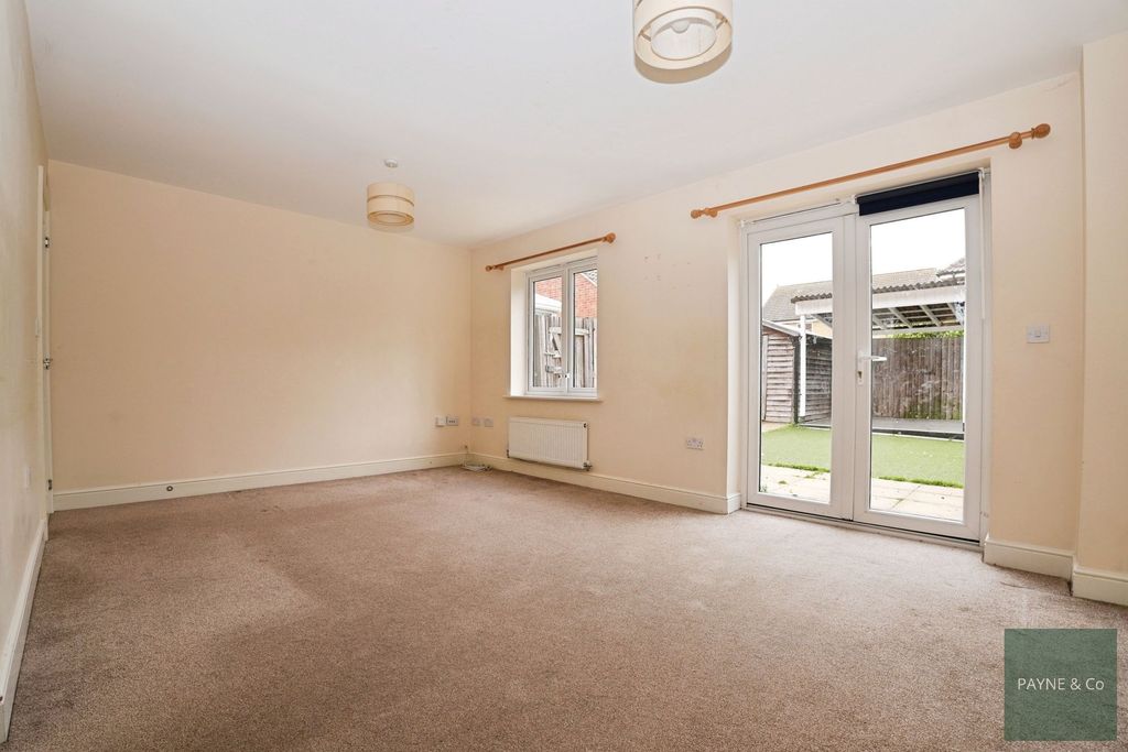 Property photo 2 of 15