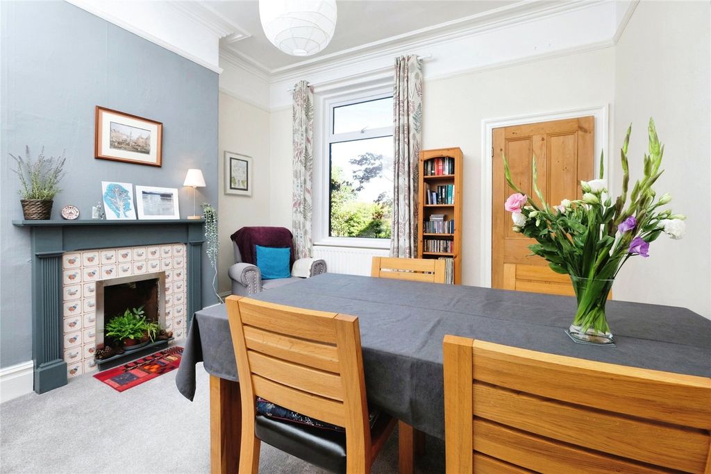 Property photo 3 of 10 Dining Room