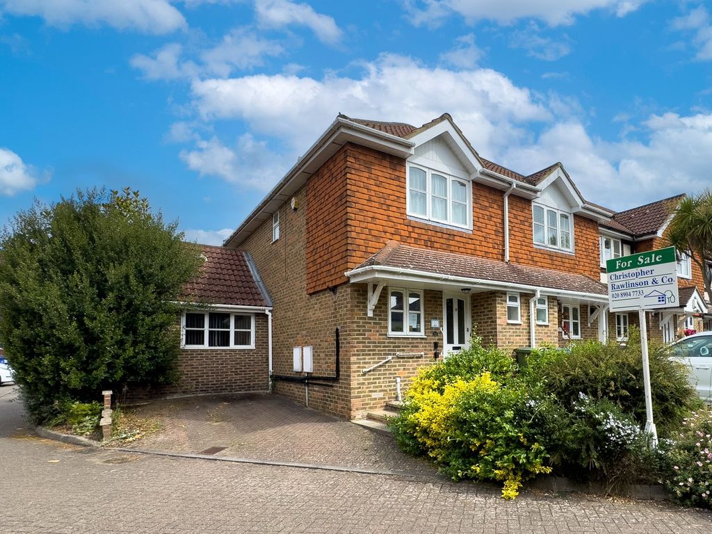Property photo 1 of 12