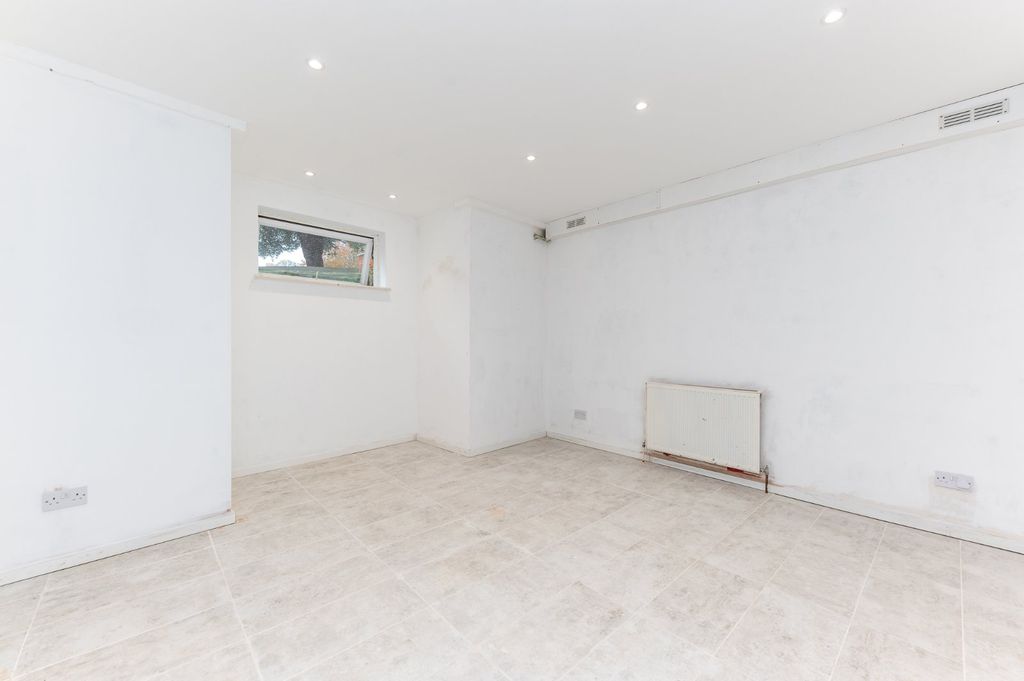 Additional image 16 of 4 bed end terrace house for saleArtillery Road, Ramsgate CT11