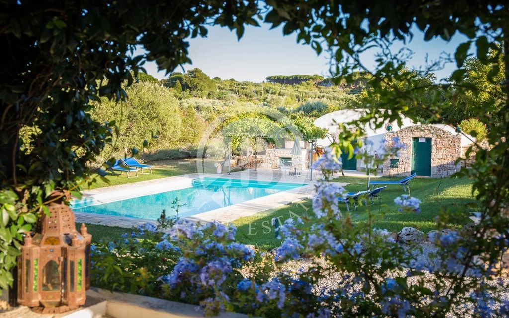 Property photo 1 of 31