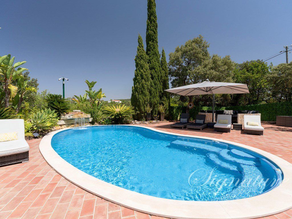 Property photo 3 of 31
