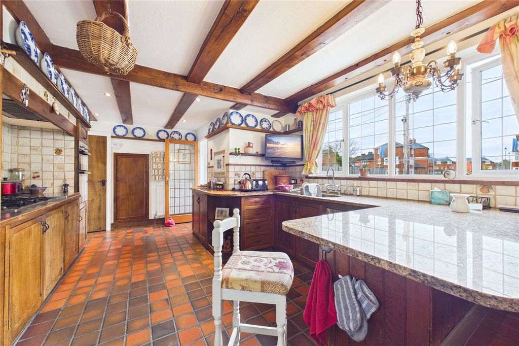 Property photo 2 of 26 Kitchen