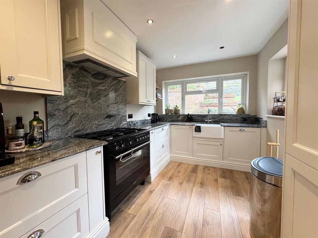 Property photo 3 of 27 Img_5115.Jpeg