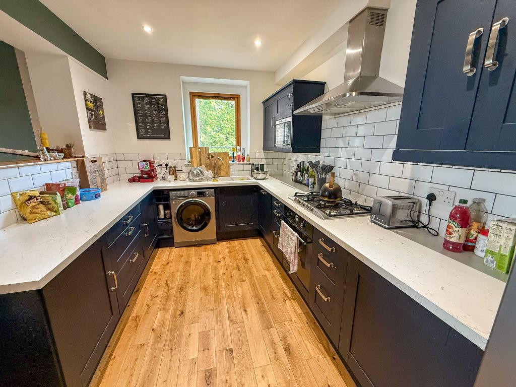 Property photo 3 of 24