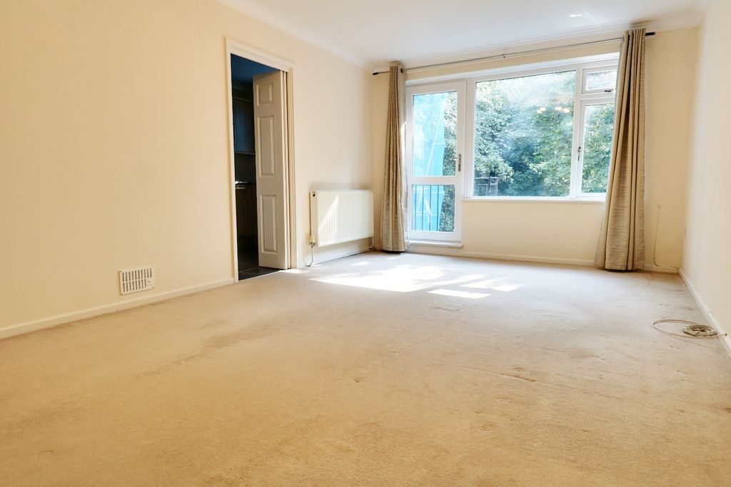 Property photo 1 of 8 5334520