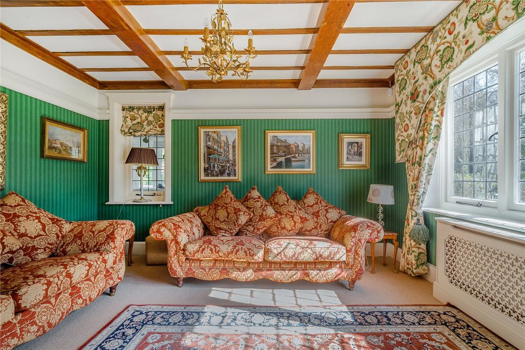 Property photo 3 of 22 Picture No. 09