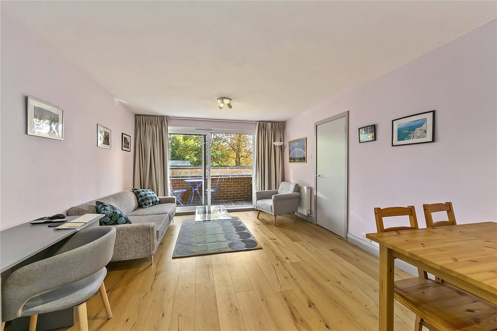 Property photo 2 of 10 Picture No. 06