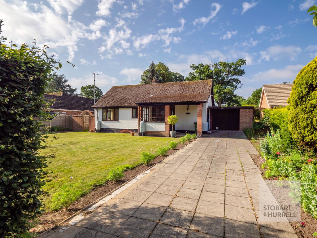 Property photo 1 of 19 Front