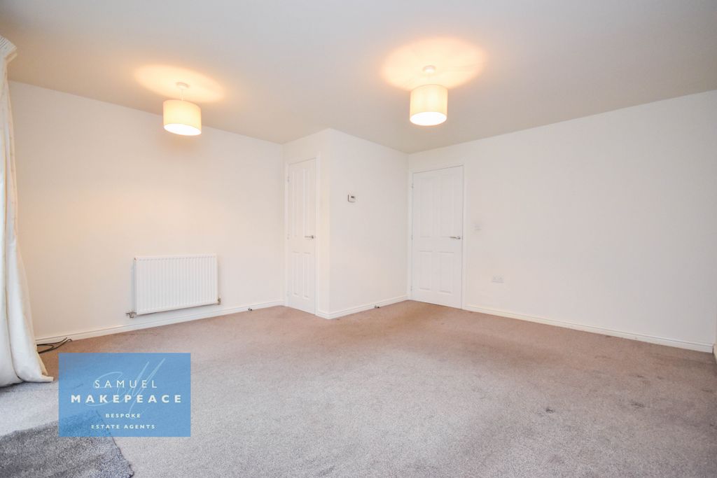 Property photo 3 of 16 Gallery