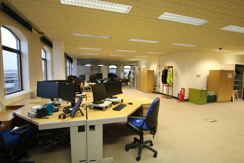 Property photo 3 of 8 Img_4058.Jpg