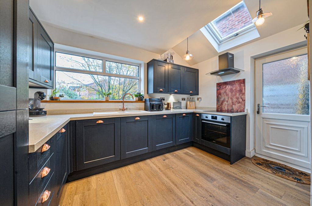 Property photo 2 of 13 Kitchen - Ewemove Sale