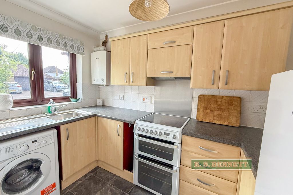 Property photo 3 of 12