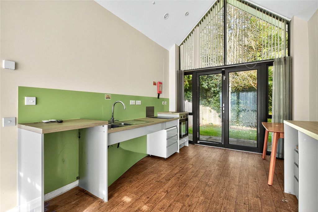 Property photo 3 of 6 Picture No. 03