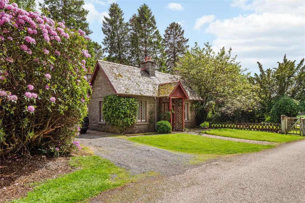 Property photo 1 of 14 Lot 5 South Lodge