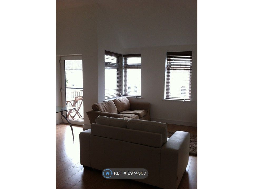 Property photo 3 of 8