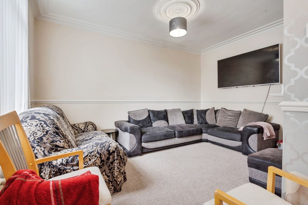 Property photo 2 of 14 Pbox-Img.Jpg