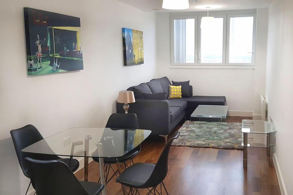 Property photo 1 of 5 Lounge