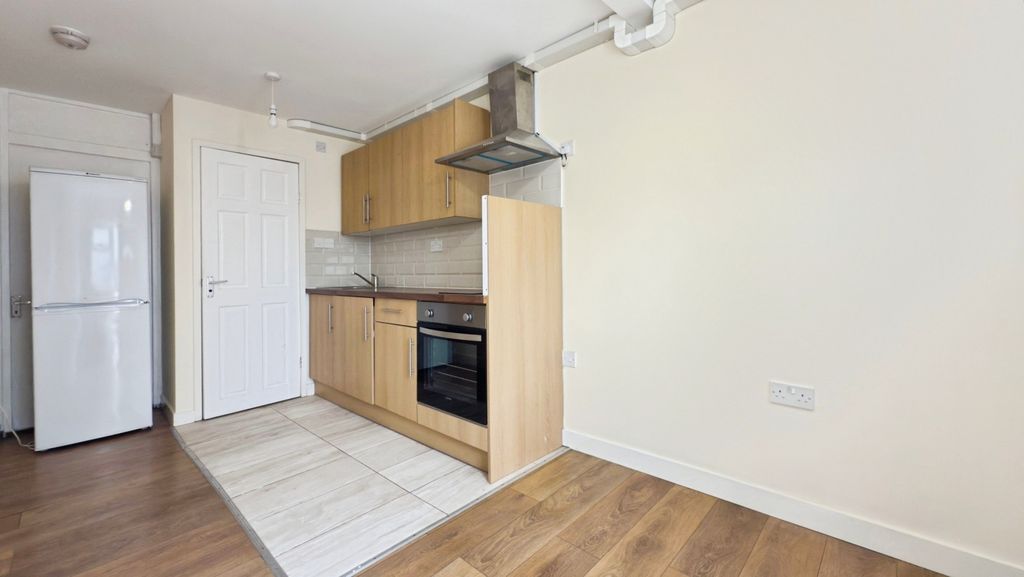 Property photo 3 of 4 288006d9-Img_6351