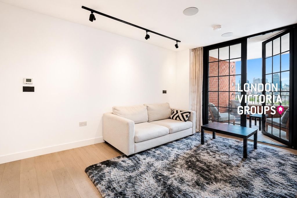 Property photo 1 of 11 1-11547.Jpg