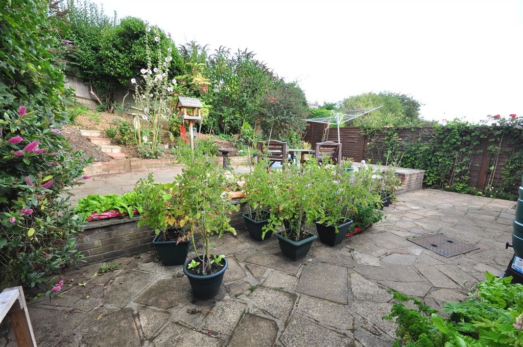 Property photo 3 of 4 Garden