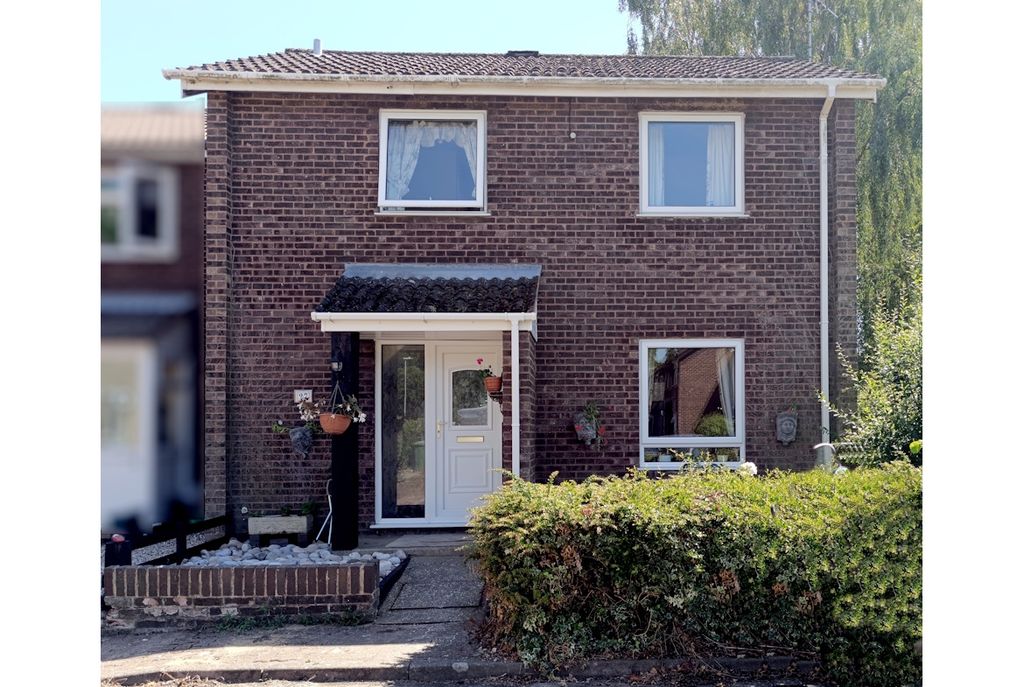 Property photo 1 of 25