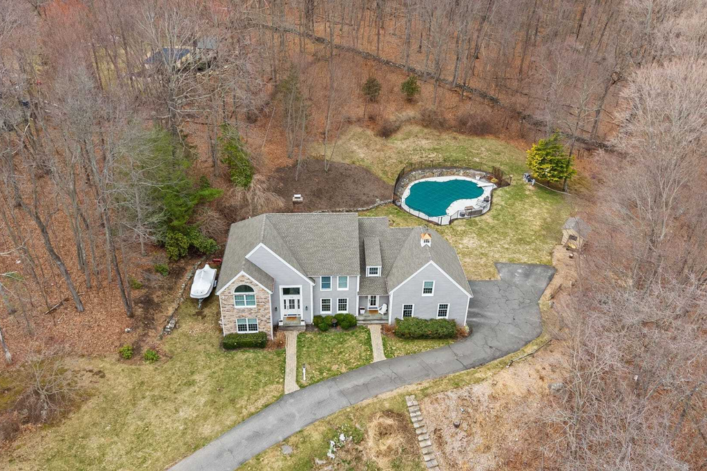 Property photo 1 of 31