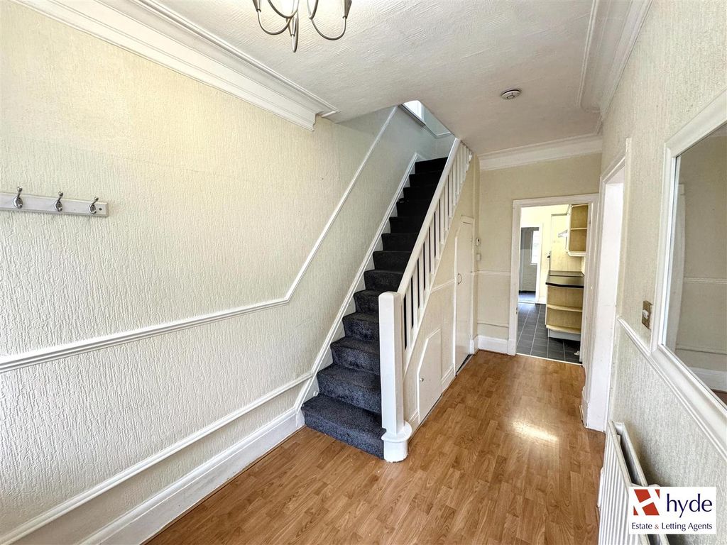 Property photo 3 of 28 Image00005.Jpg