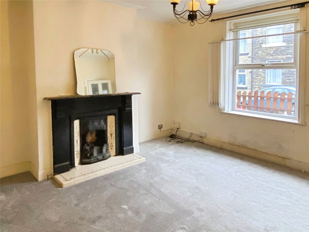 Property photo 2 of 7 Picture No. 06