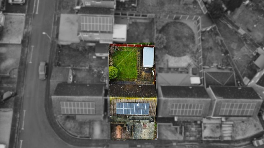 Property photo 2 of 26