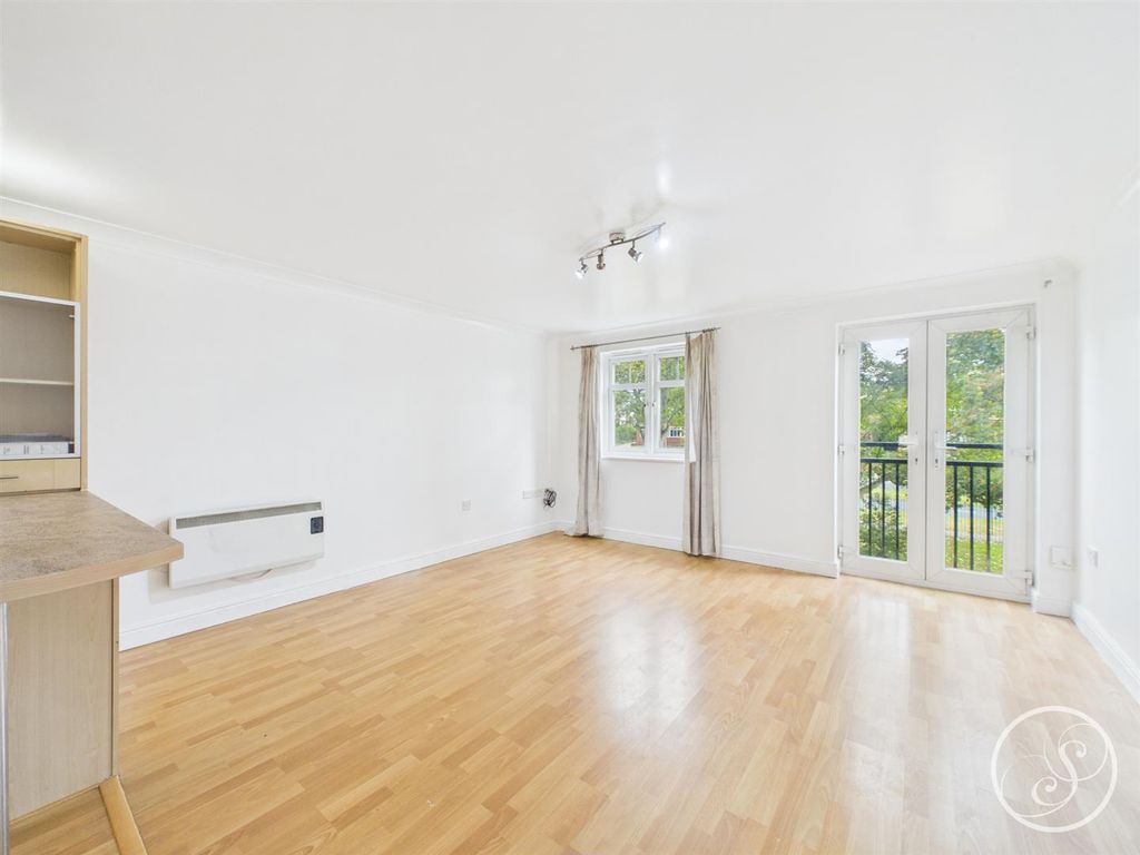 Property photo 1 of 21 Cam02071G0-Pr1057-Still003.Jpg