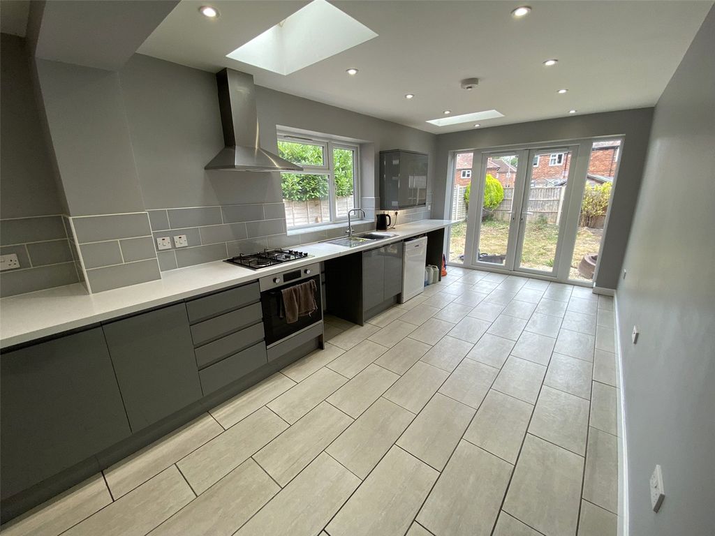 Property photo 2 of 15 Picture No. 07