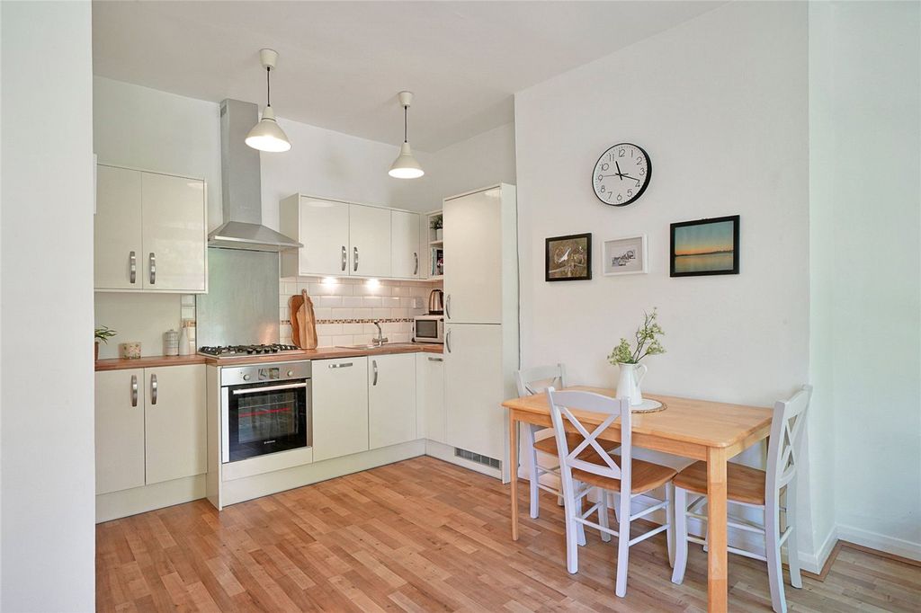 Property photo 3 of 15 Picture No. 05