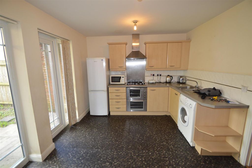 Property photo 3 of 13 124Bold-Kitchen.Jpg