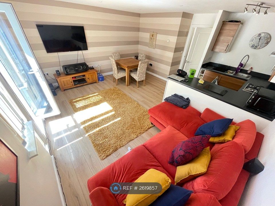 Property photo 1 of 7 Open Plan Living Room
