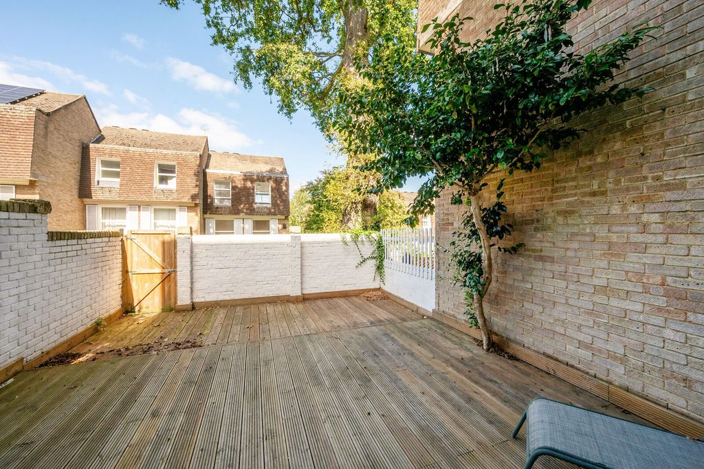 Property photo 3 of 13