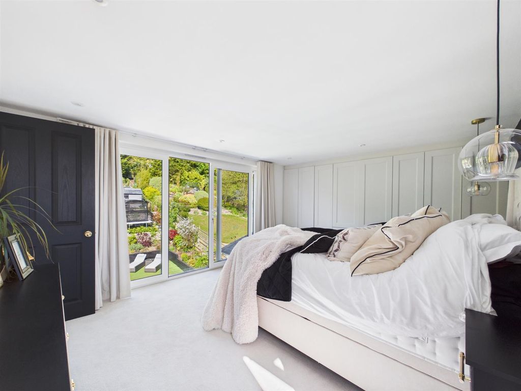 Additional image 8 of 5 bed detached house for saleMead Way, Coulsdon CR5
