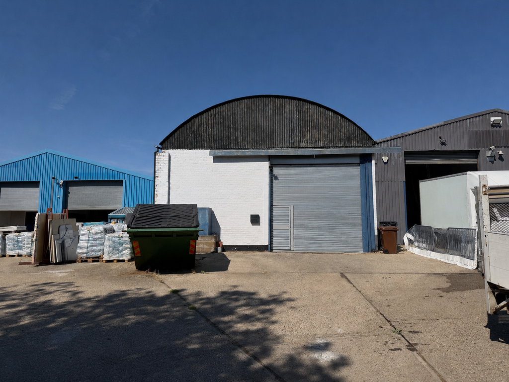 Property photo 1 of 3