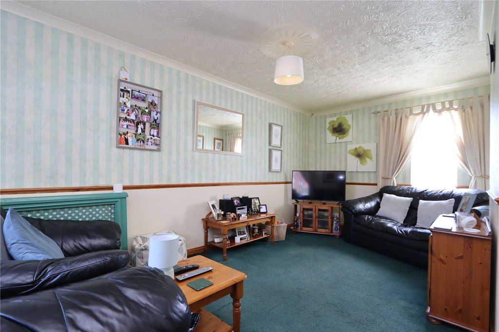 Property photo 3 of 16 Picture No. 16