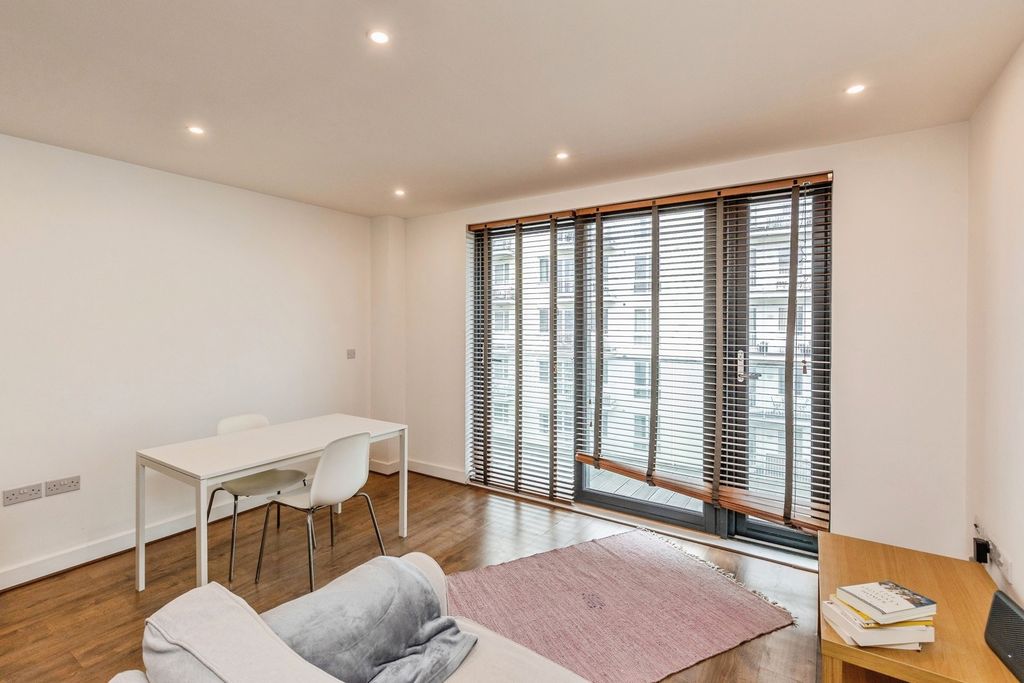 Property photo 3 of 14 Pbox-Img.Jpg