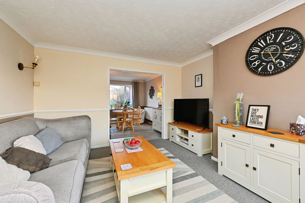 Property photo 3 of 20 Pbox-Img.Jpg