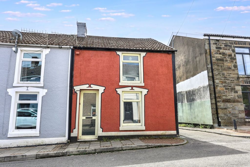 Property photo 1 of 15