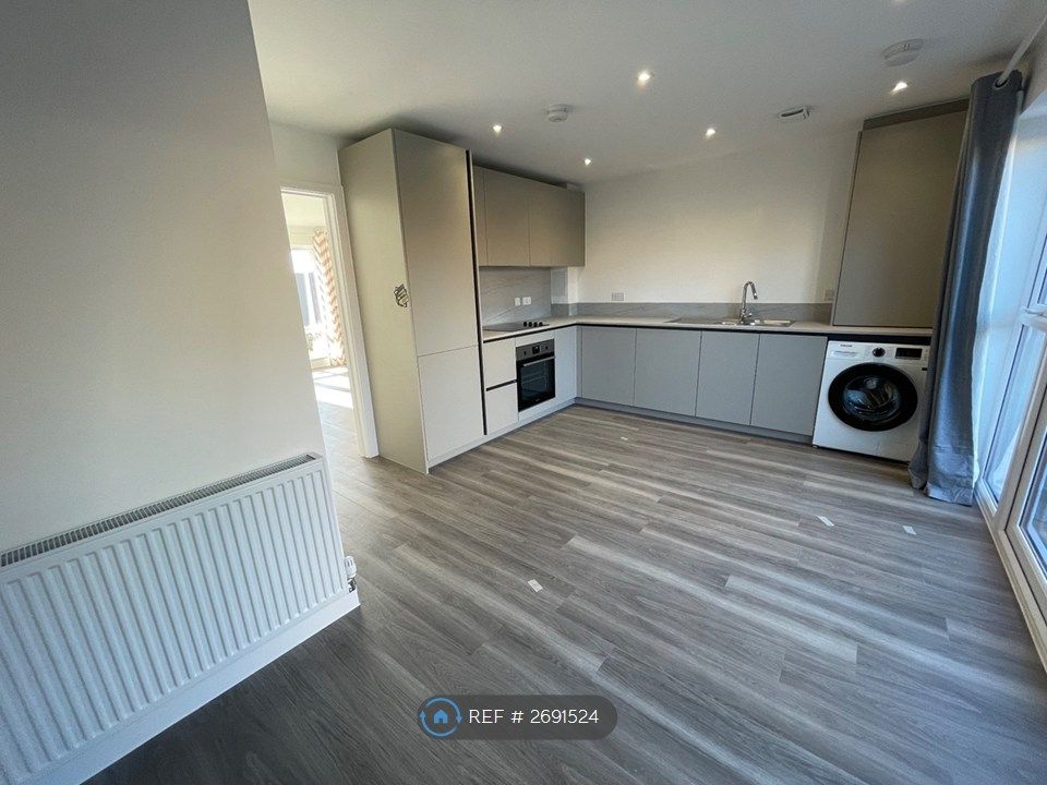 Property photo 3 of 24 Kitchen And Dining