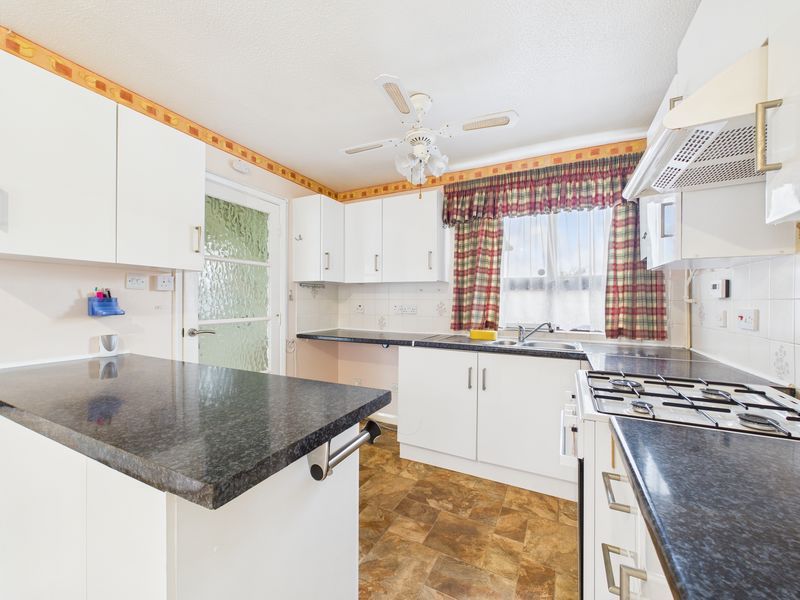 Property photo 3 of 11 Photo 2