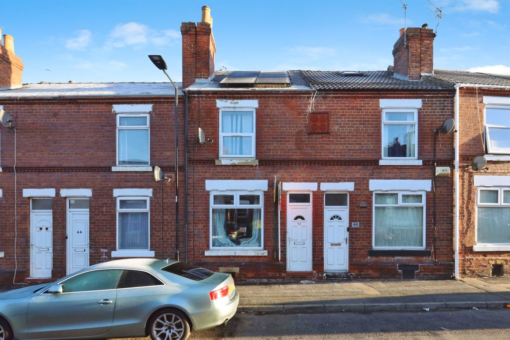 Property photo 1 of 12