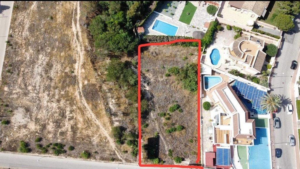 Property photo 1 of 1